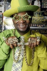 Don the Magic Juan knows his bling and it ain't this CRV!